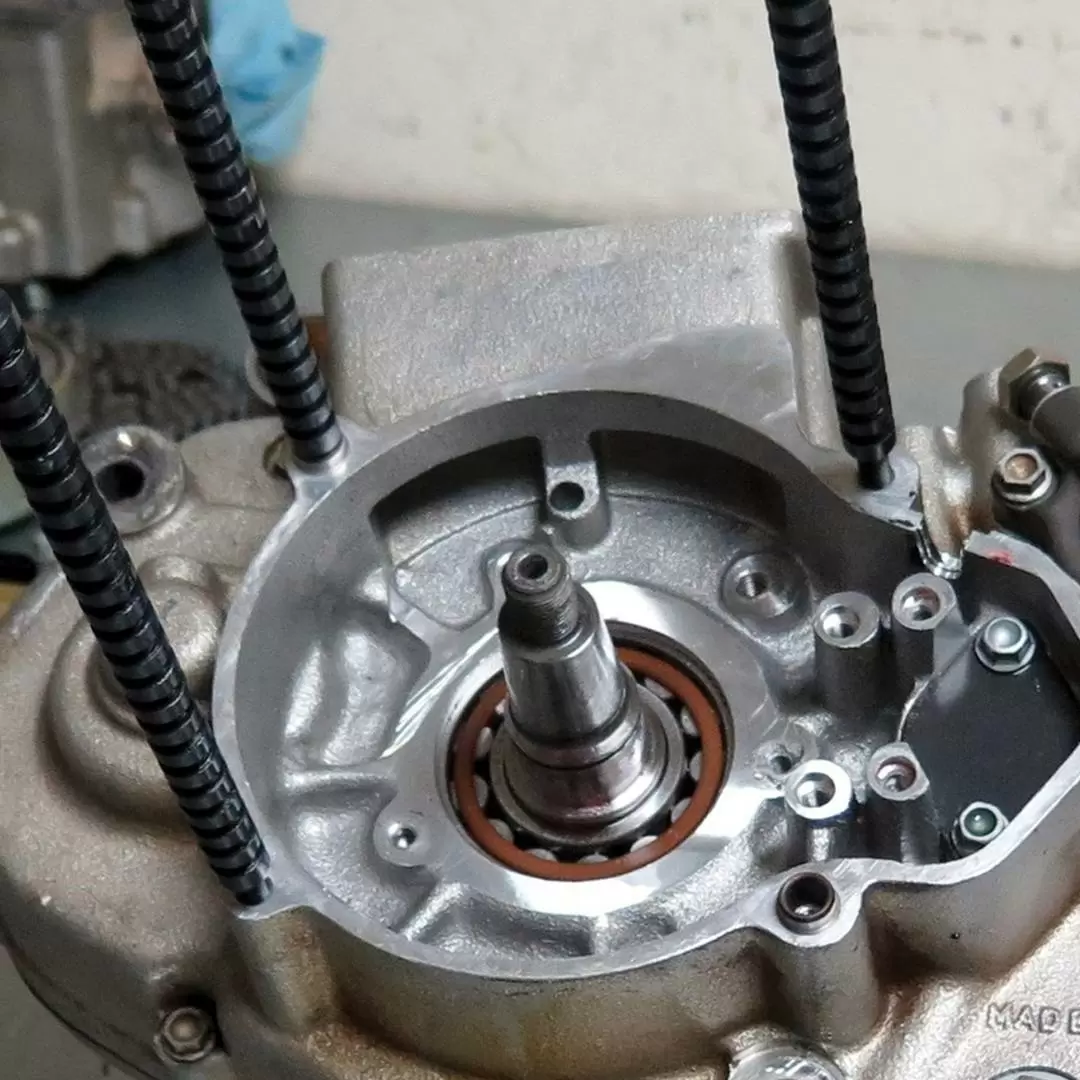 Motion Pro V2 Crankcase Splitter 4 Motion Pro V2 Crankcase Splitter - Image 2