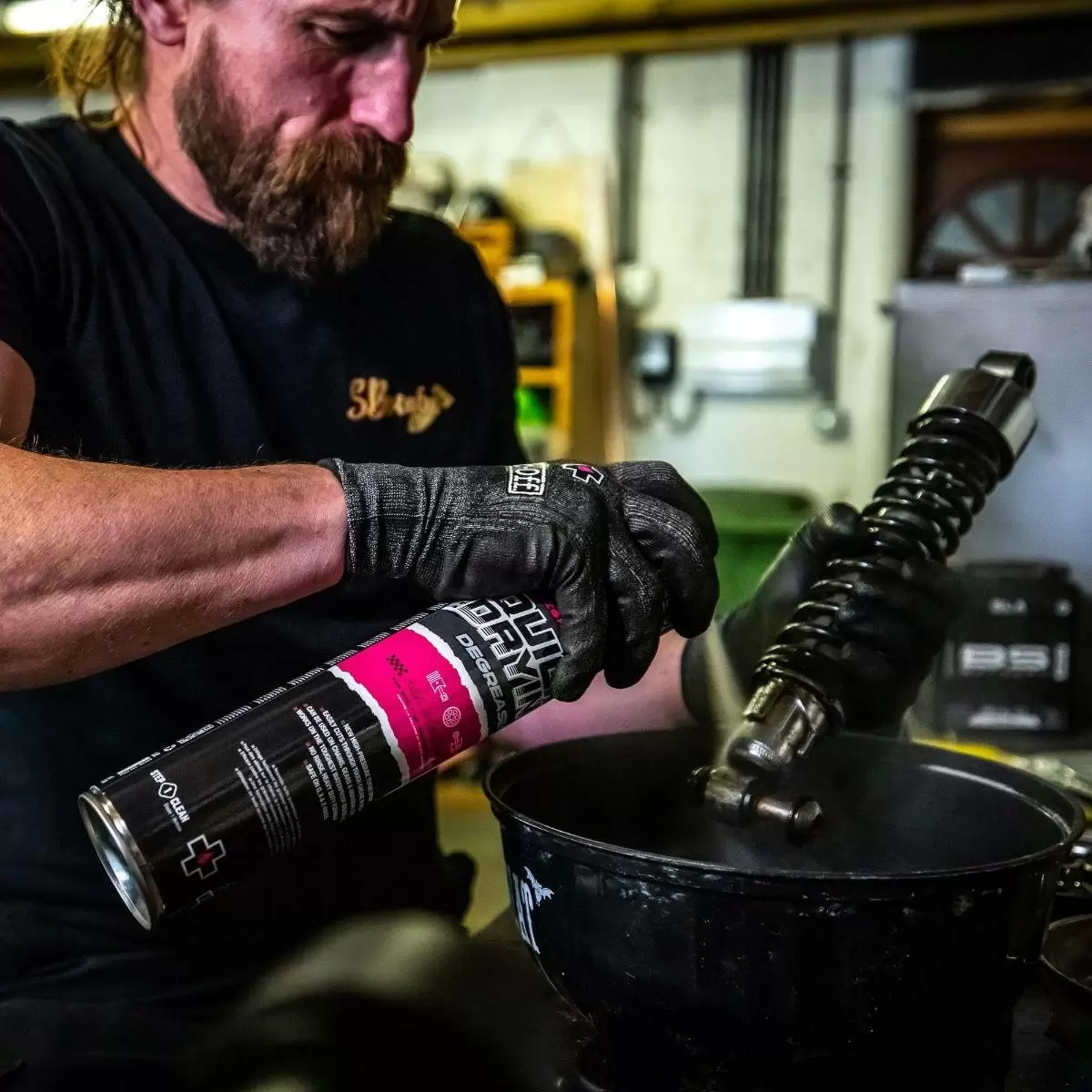 Muc-Off High-Pressure Quick Drying Degreaser - 750ml 5 Muc-Off High-Pressure Quick Drying Degreaser - 750ml - Image 3