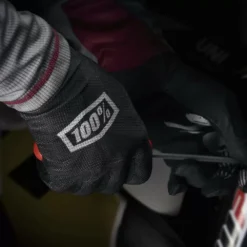 100% Celium Black Silver Motocross Gloves 16 100% Celium Black Silver Motocross Gloves -Motorcycle Riding Equipment Store celium2 beauty moto fa18 051 jpg