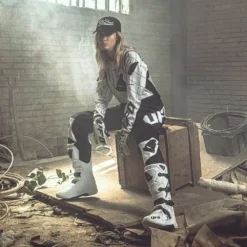 UFO Blaze White Motocross Gloves -Motorcycle Riding Equipment Store dsc1934 modifica 18 jpg