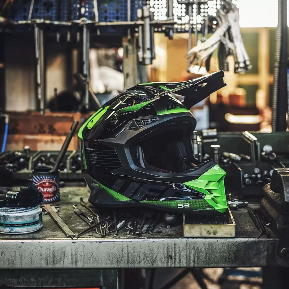UFO Intrepid Motocross Helmet - Grey Black Neon Green 15 UFO Intrepid Motocross Helmet - Grey Black Neon Green - Image 13