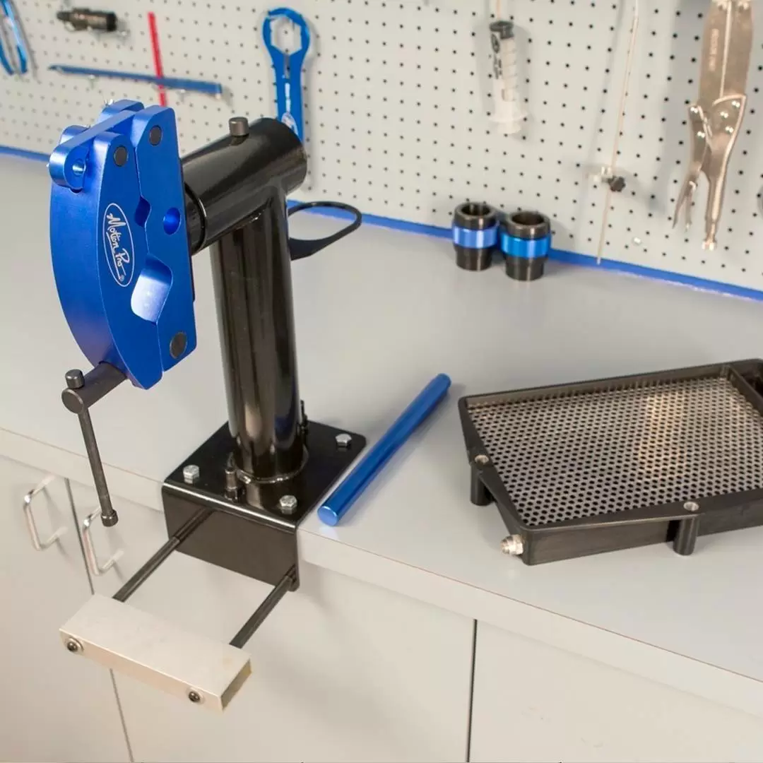 Motion Pro Pivot Suspension Vise 6 Motion Pro Pivot Suspension Vise - Image 4